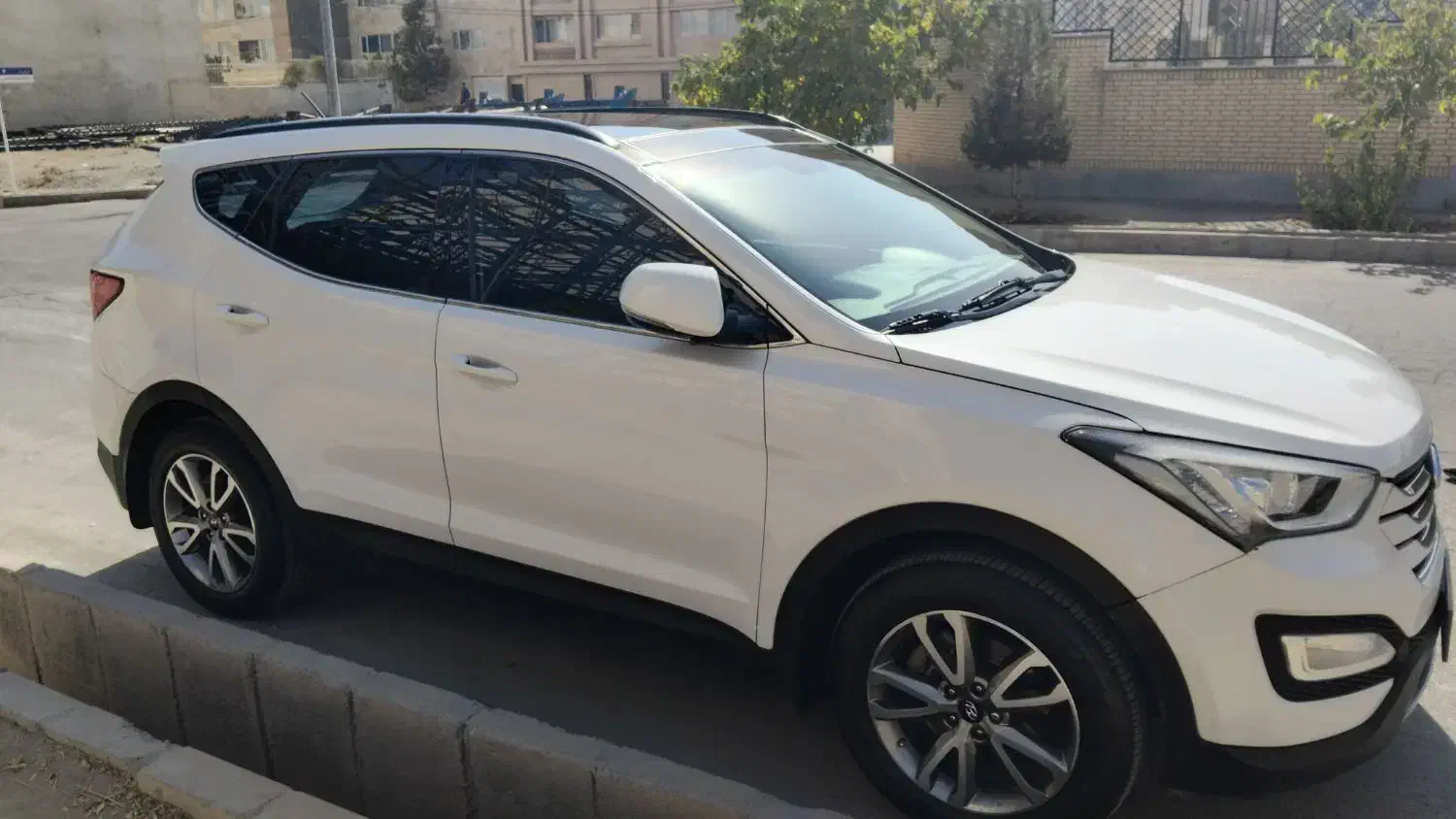 هیوندای سانتافه جی‌ال‌اس ۲.۴ GDI دو دیفرانسیل - 2015