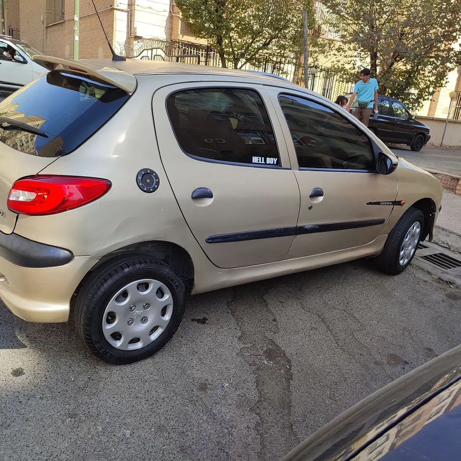 پژو 206 تیپ 2 - 1382