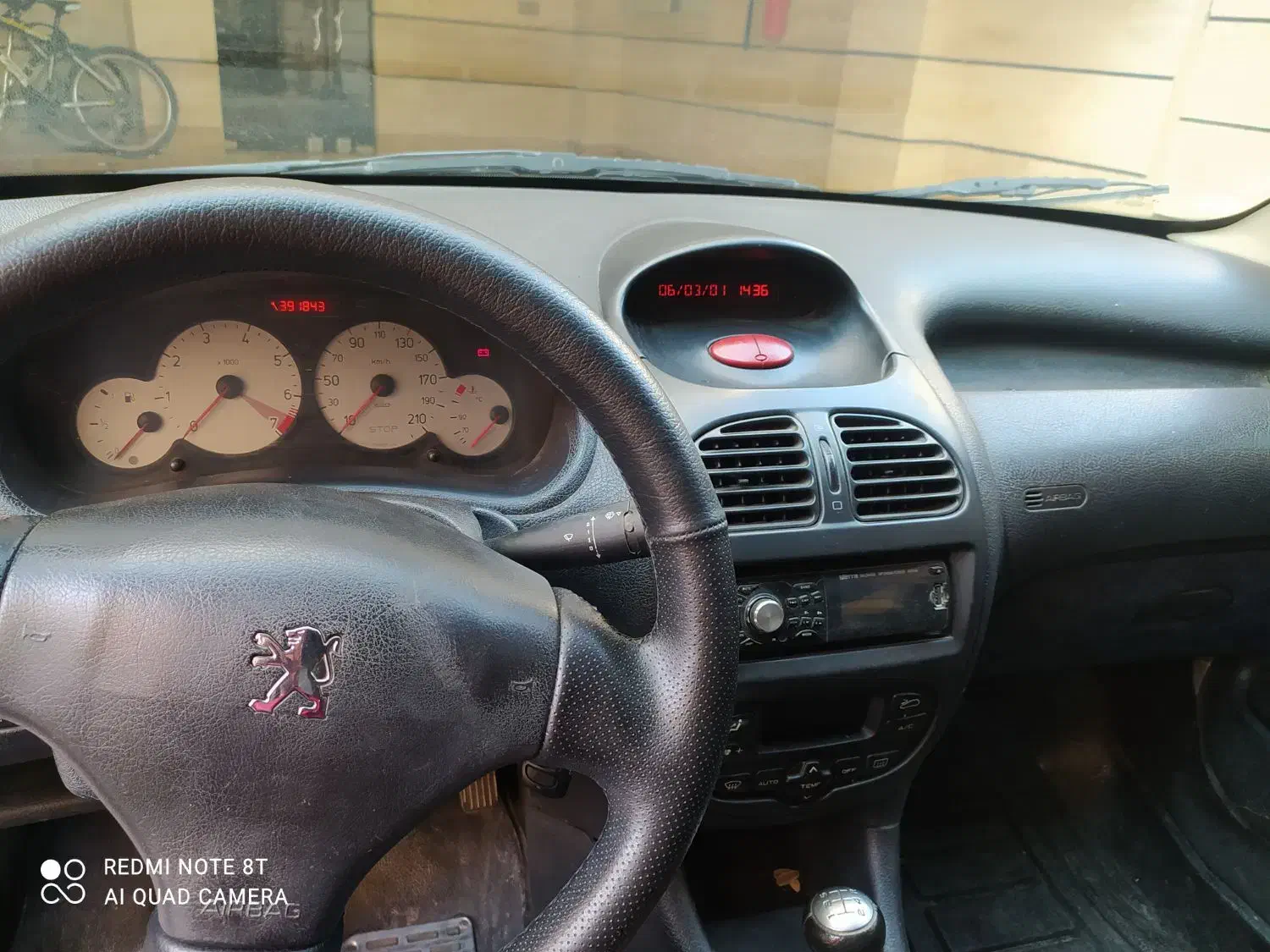 پژو ۲۰۶ صندوق دار v8 - 1386