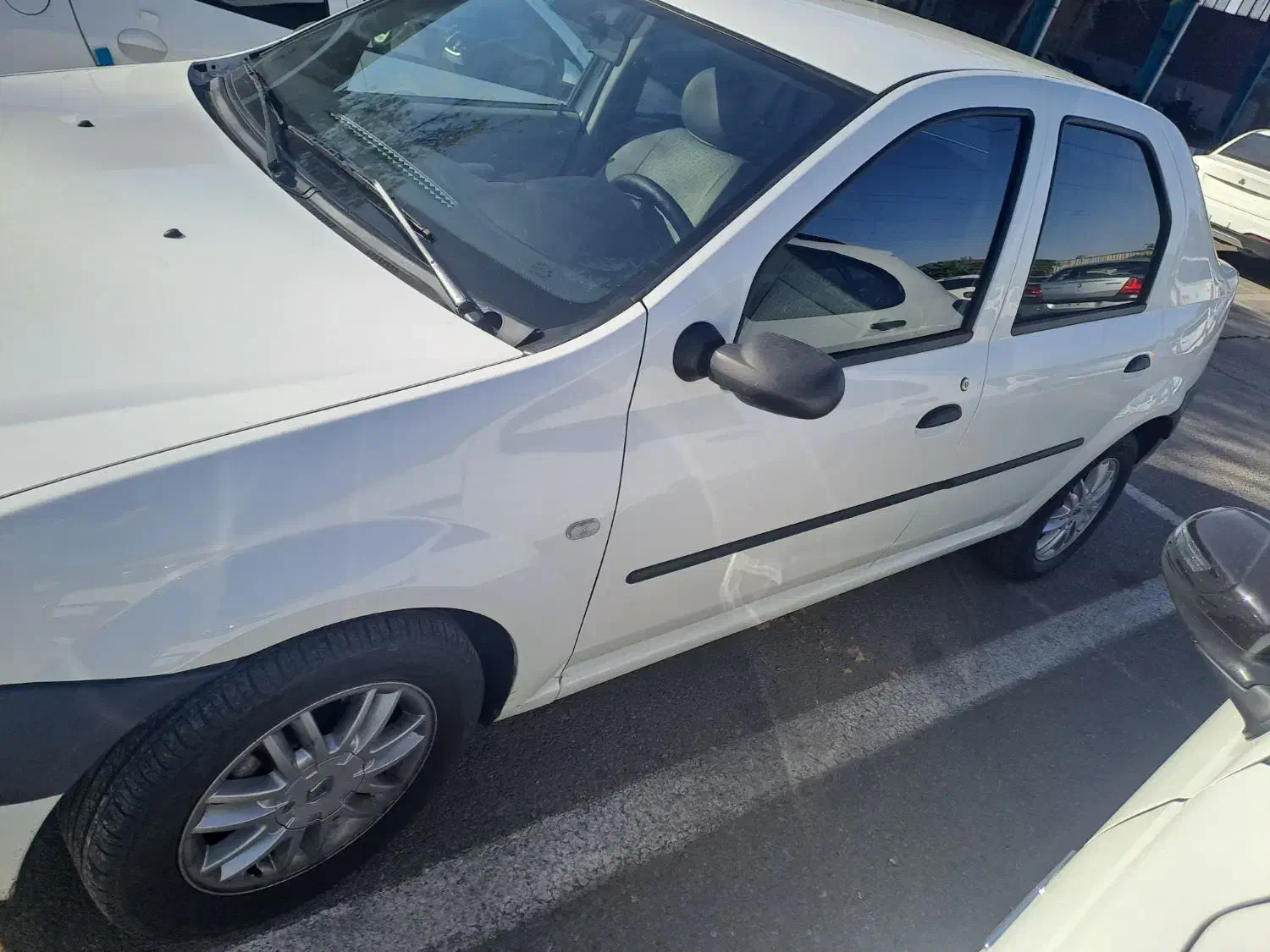 خودرو رنو، تندر 90 آگهی ann_20941135