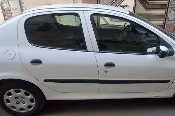 پژو 206 تیپ 5 - 1395