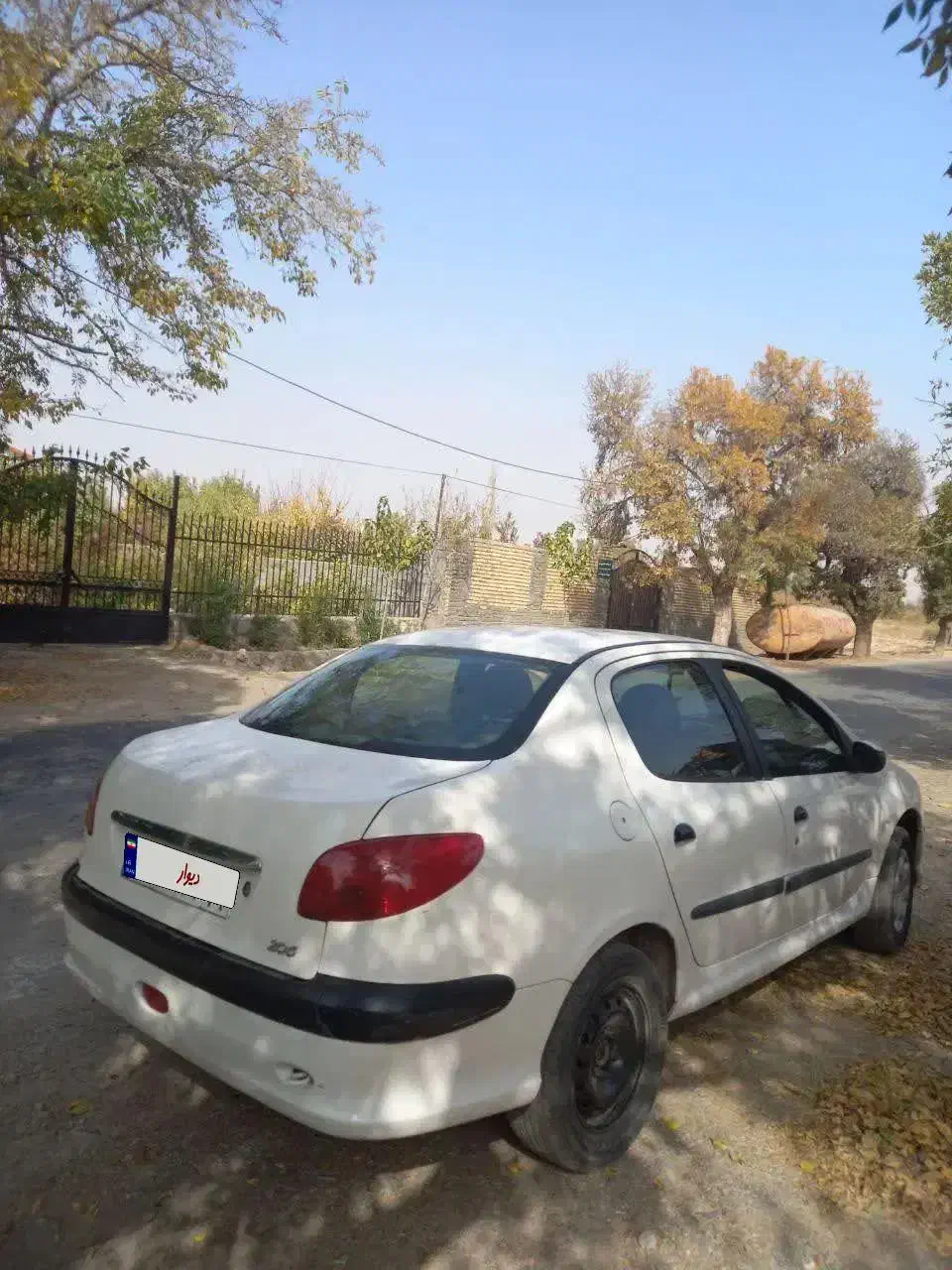 پژو ۲۰۶ صندوق دار v20 - 1388