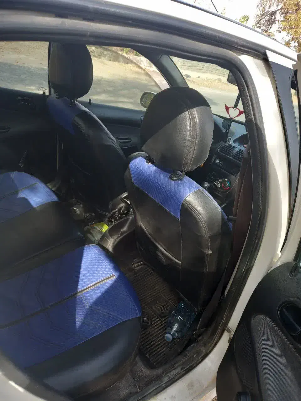 پژو ۲۰۶ صندوق دار v20 - 1388