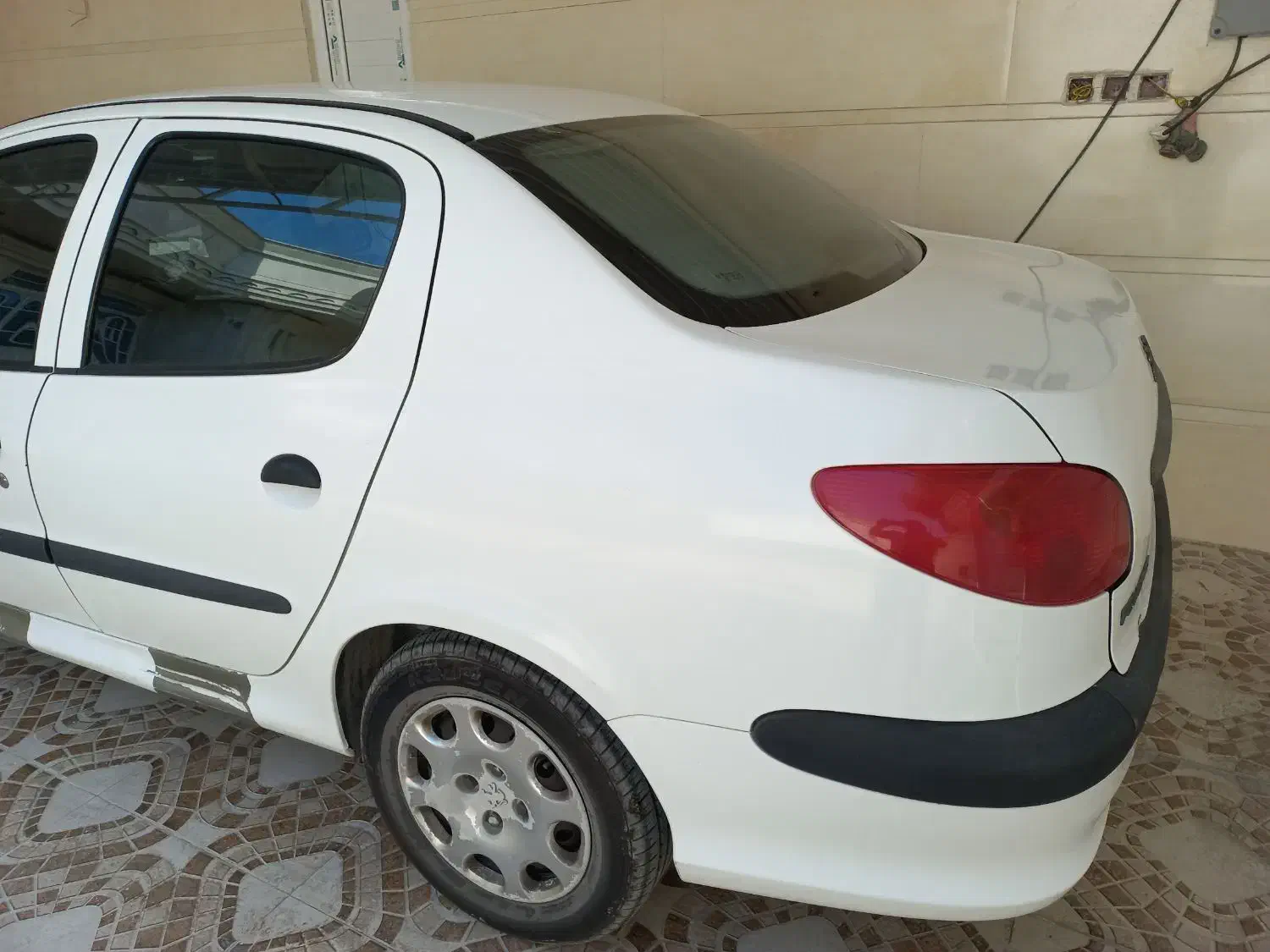 پژو ۲۰۶ صندوق دار v8 - 1396