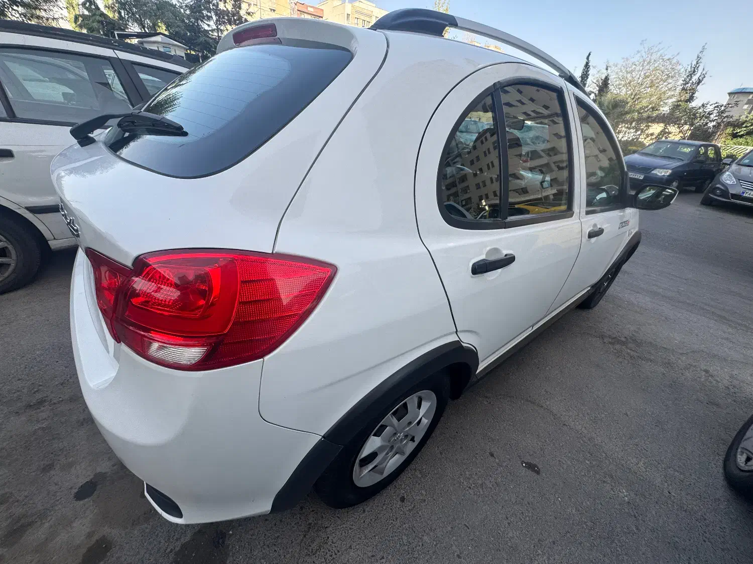 خودرو کوییک، معمولی آگهی ann_20941434