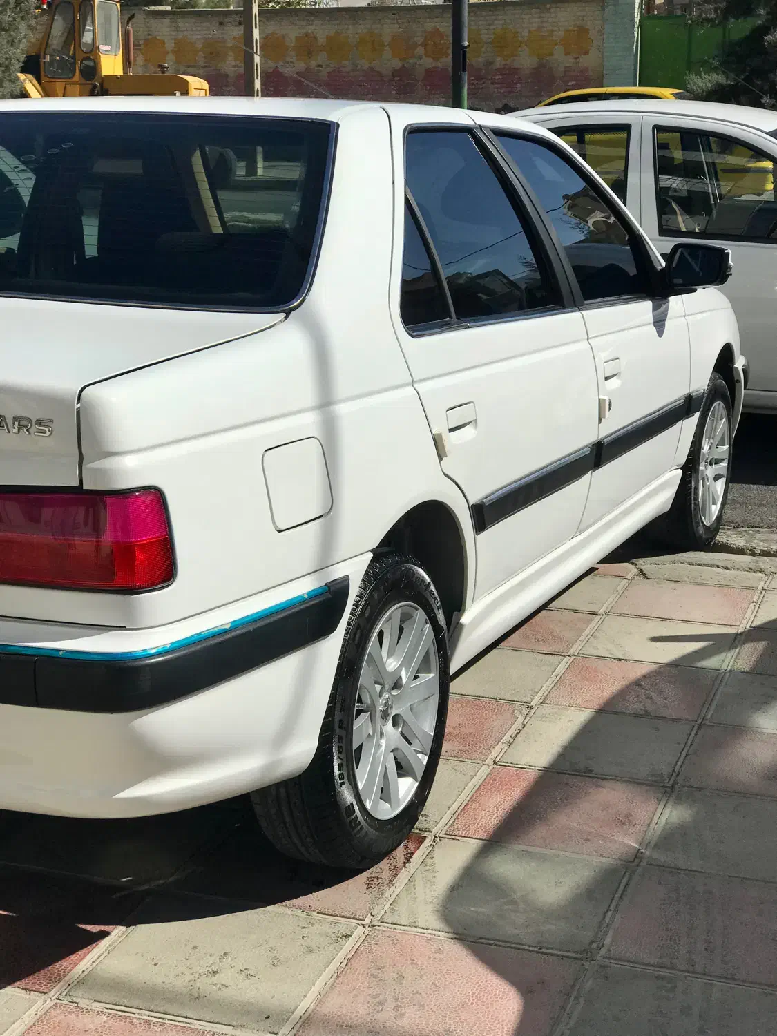 پژو پارس ELX-XU7P سفارشی - 1402