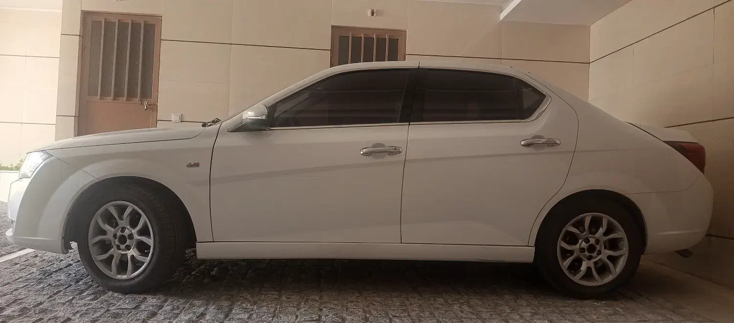 دنا پلاس توربو اتوماتیک - 1401