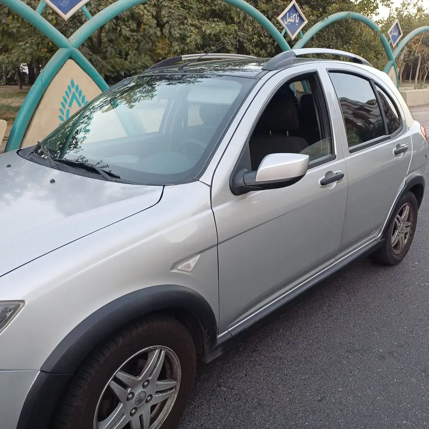 خودرو کوییک، R آگهی ann_20941596