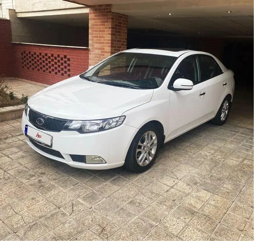 خودرو کیا، سراتو مونتاژ آگهی ann_20941610