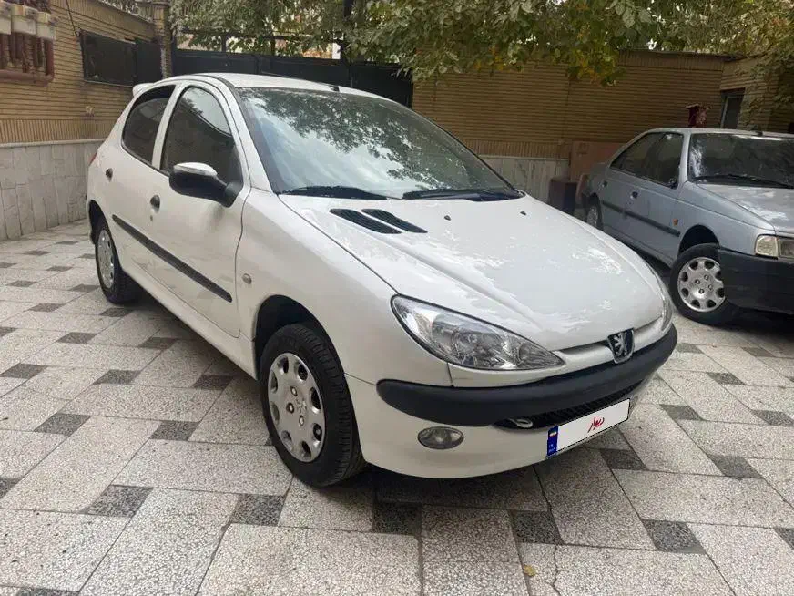 پژو 206 تیپ 2 - 1396