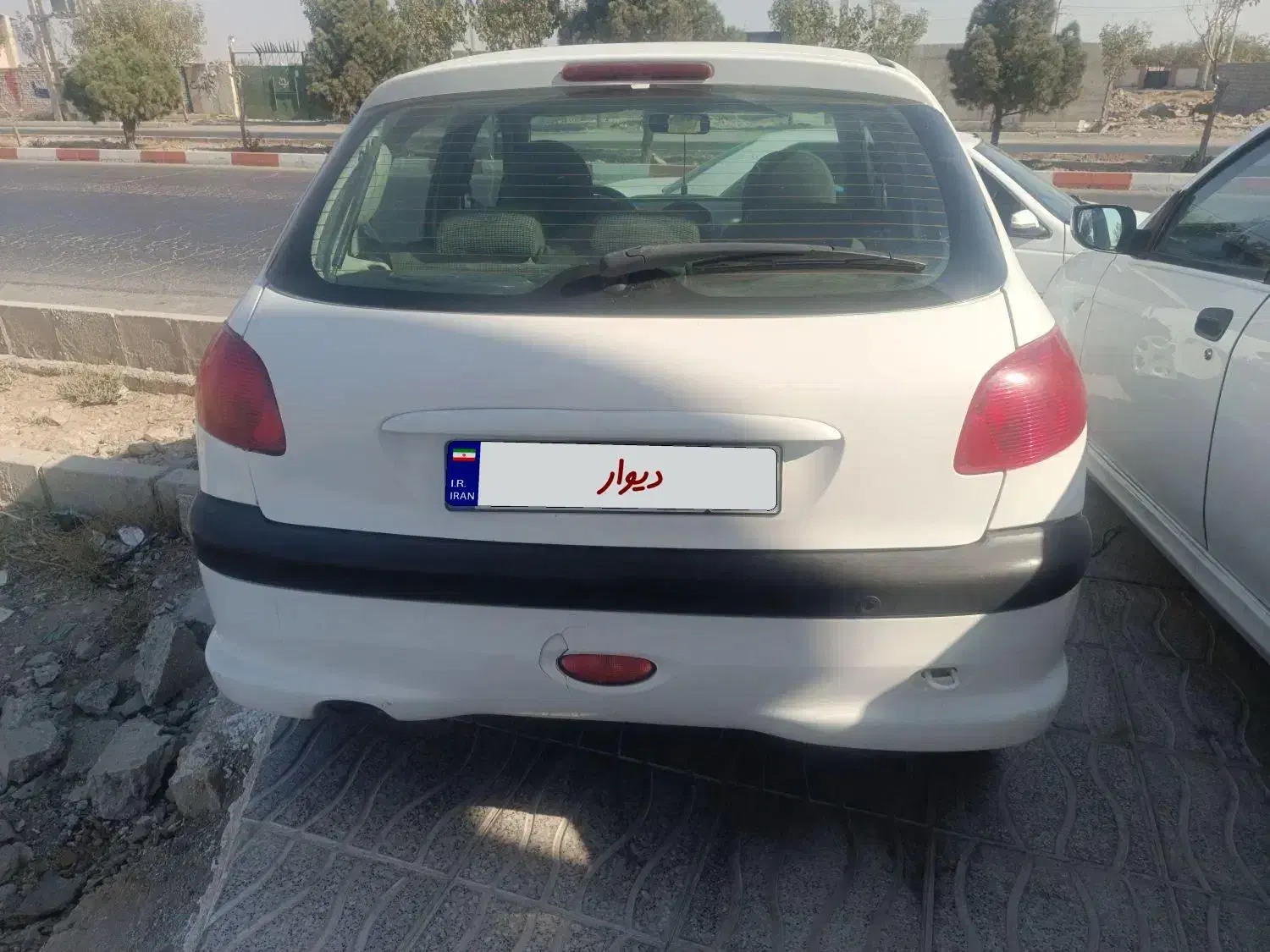 پژو 206 تیپ 2 - 1395