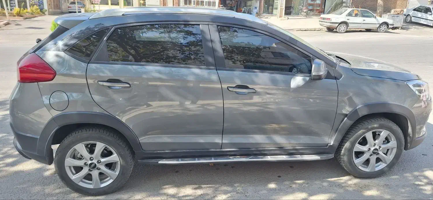 ام وی ام X22 دنده ای اسپرت لاکچری - 1402