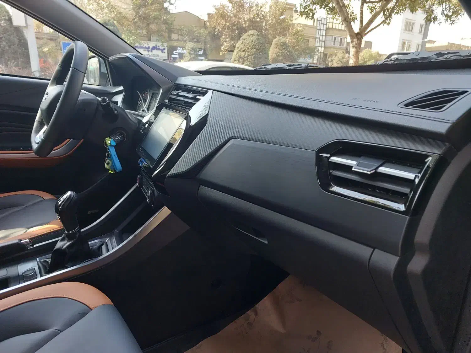 ام وی ام X22 پرو دنده‌ای - 1403