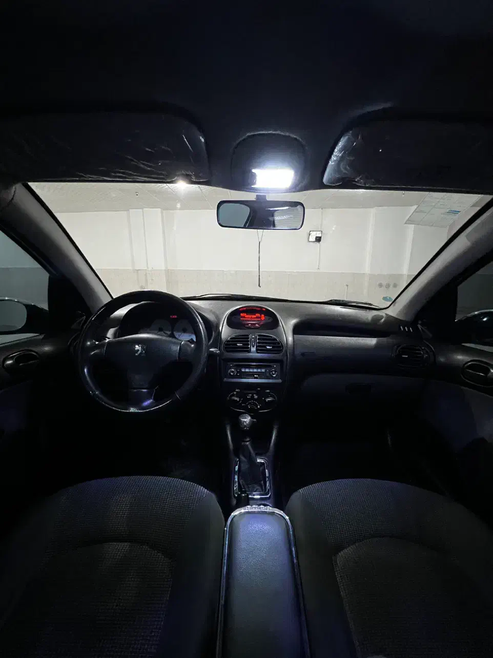 پژو 206 تیپ 2 - 1396