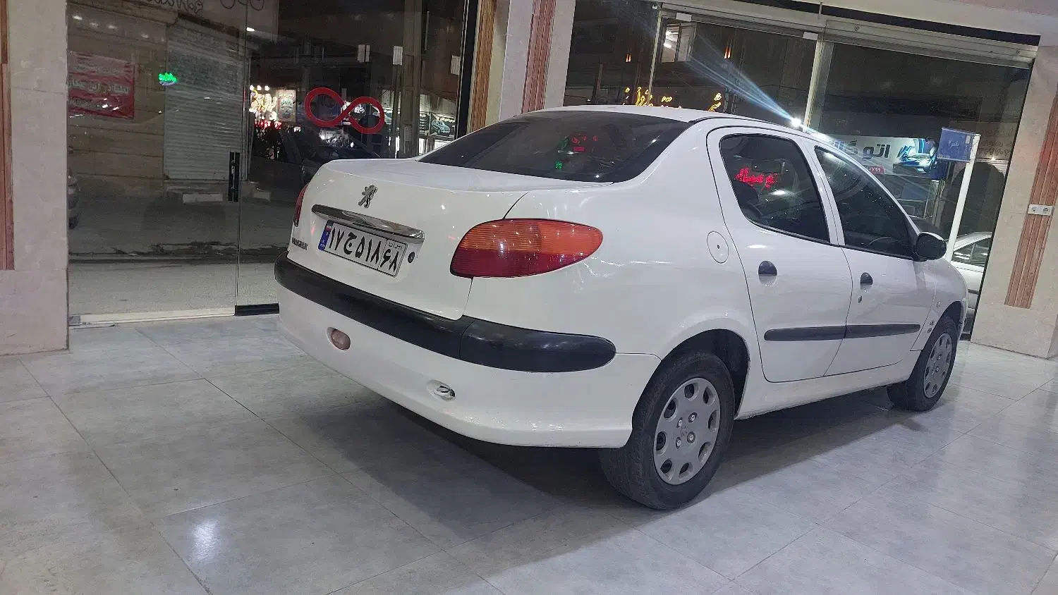 پژو ۲۰۶ صندوق دار v8 - 1389