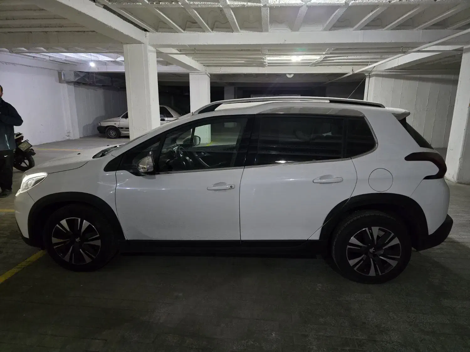 پژو 2008 اتوماتیک - 1396