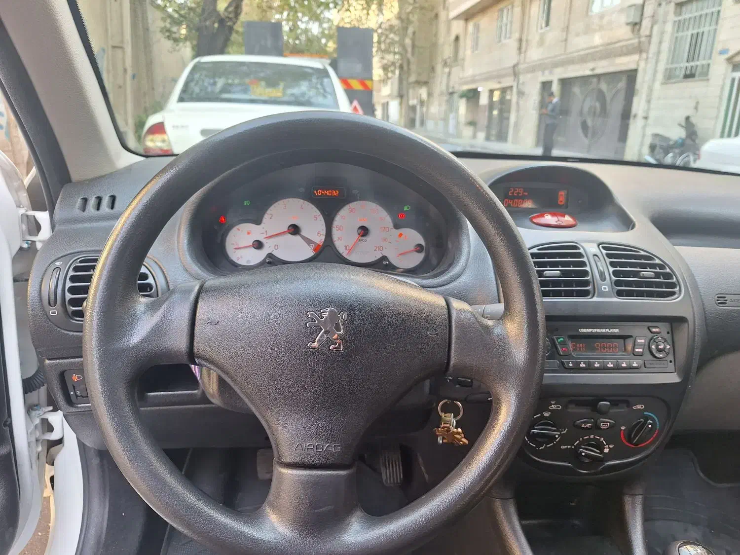 پژو 206 تیپ 2 - 1401