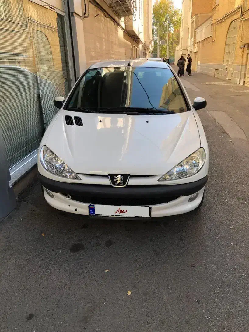 پژو ۲۰۶ صندوق دار v8 - 1397