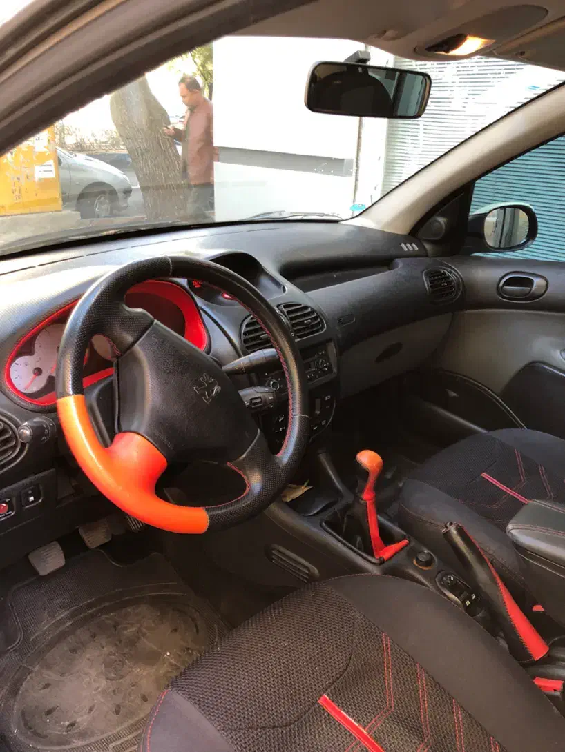 پژو ۲۰۶ صندوق دار v8 - 1397