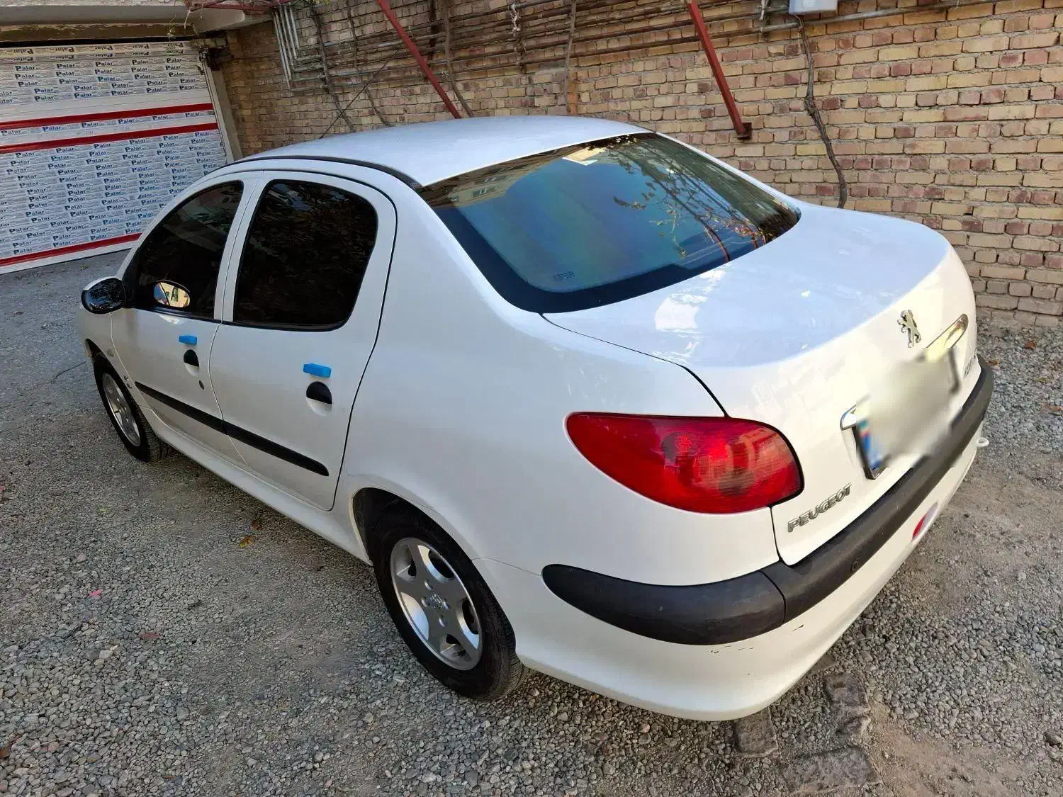 پژو ۲۰۶ صندوق دار v8 - 1395