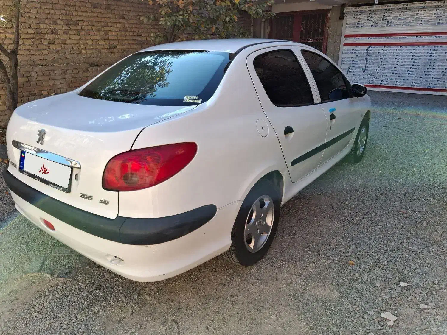 پژو ۲۰۶ صندوق دار v8 - 1395