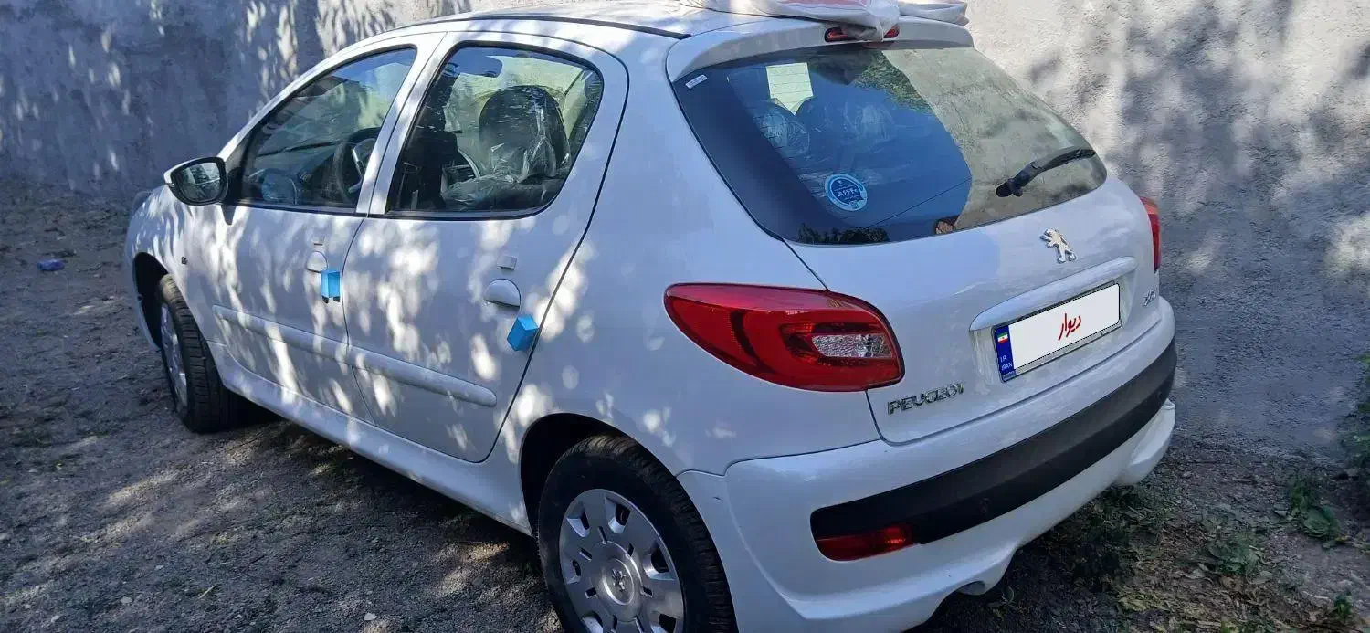 پژو 207 اتوماتیک TU5P - 1404