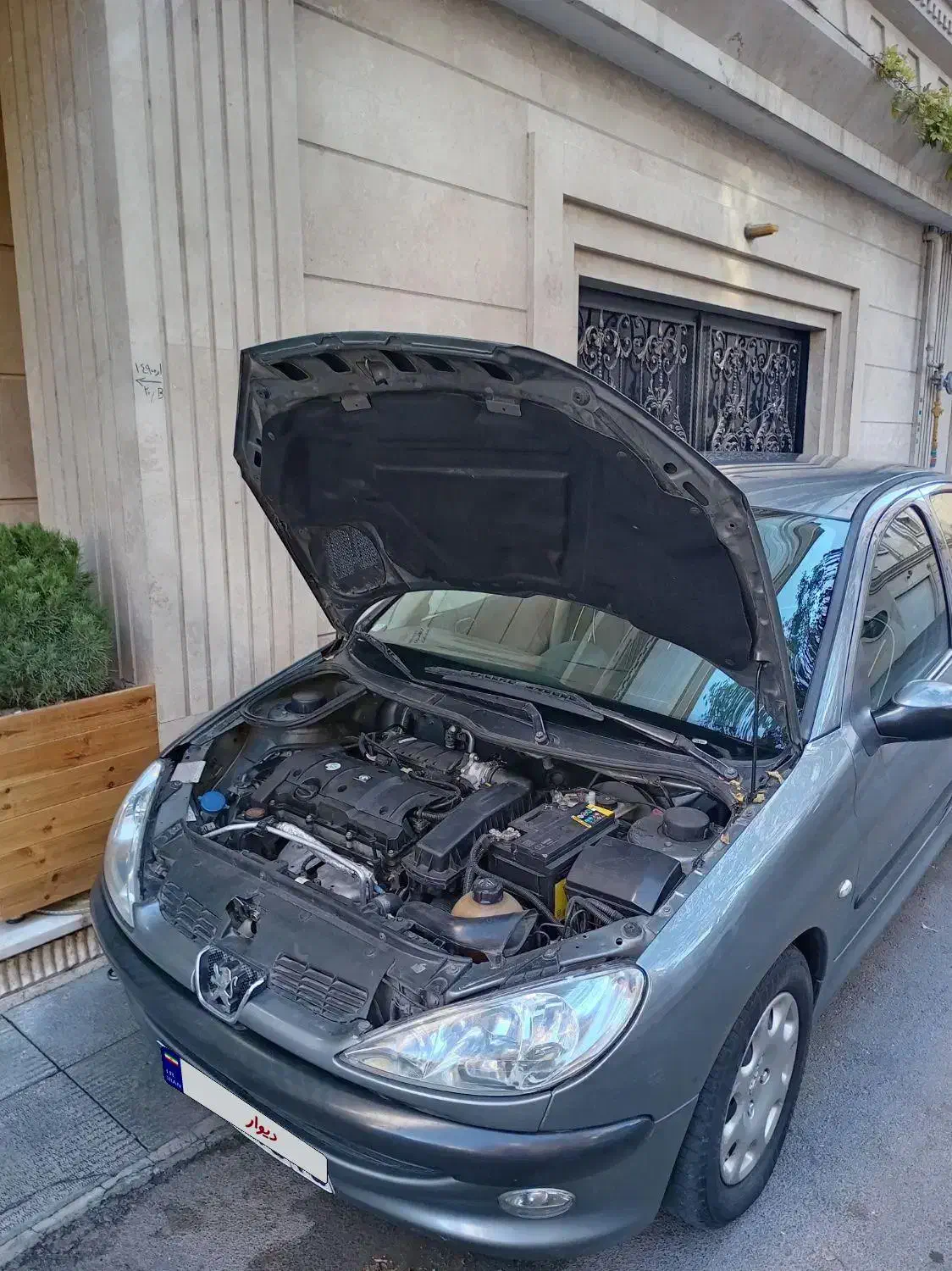 پژو ۲۰۶ صندوق دار v8 - 1395