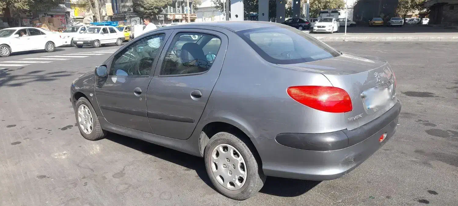 پژو ۲۰۶ صندوق دار v8 - 1389