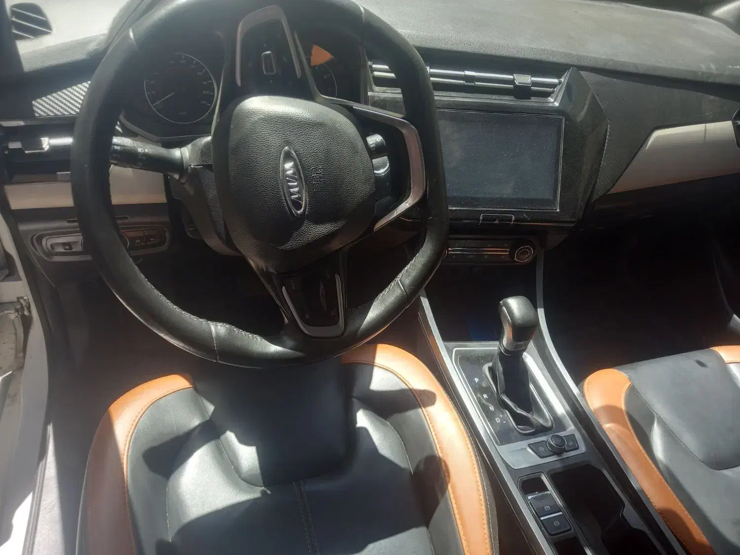 ام وی ام X22 اتوماتیک اسپرت اکسلنت - 1401