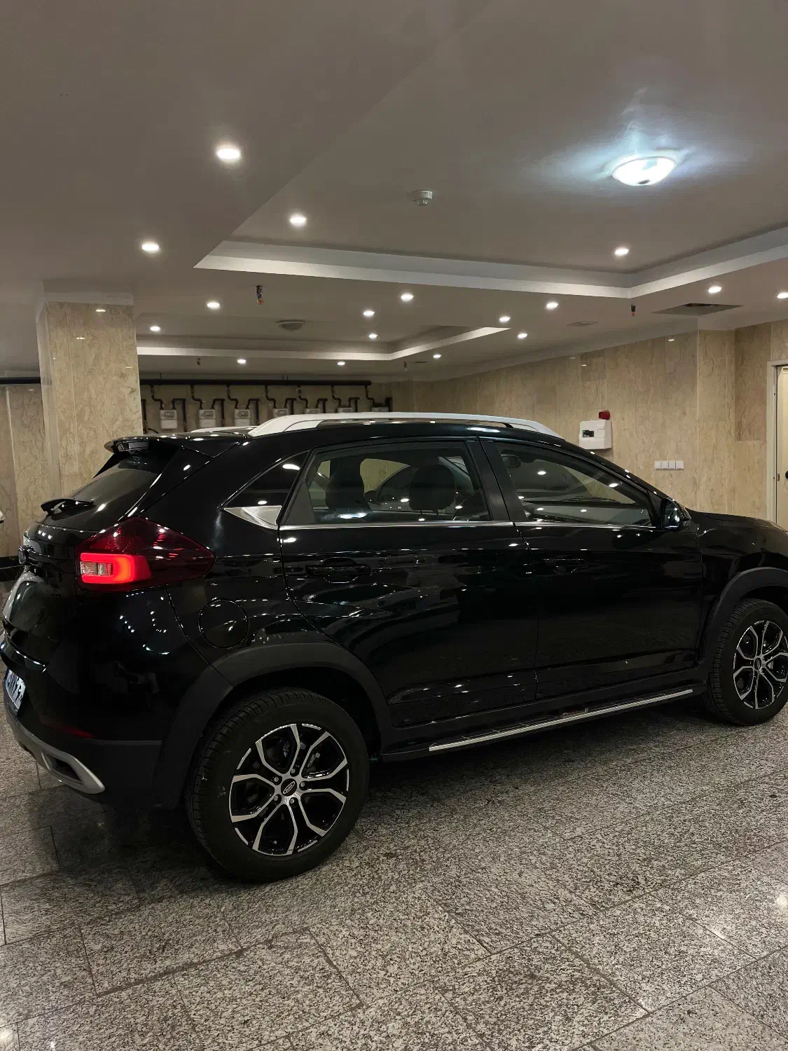 ام وی ام X22 اتوماتیک اسپرت لاکچری - 1402