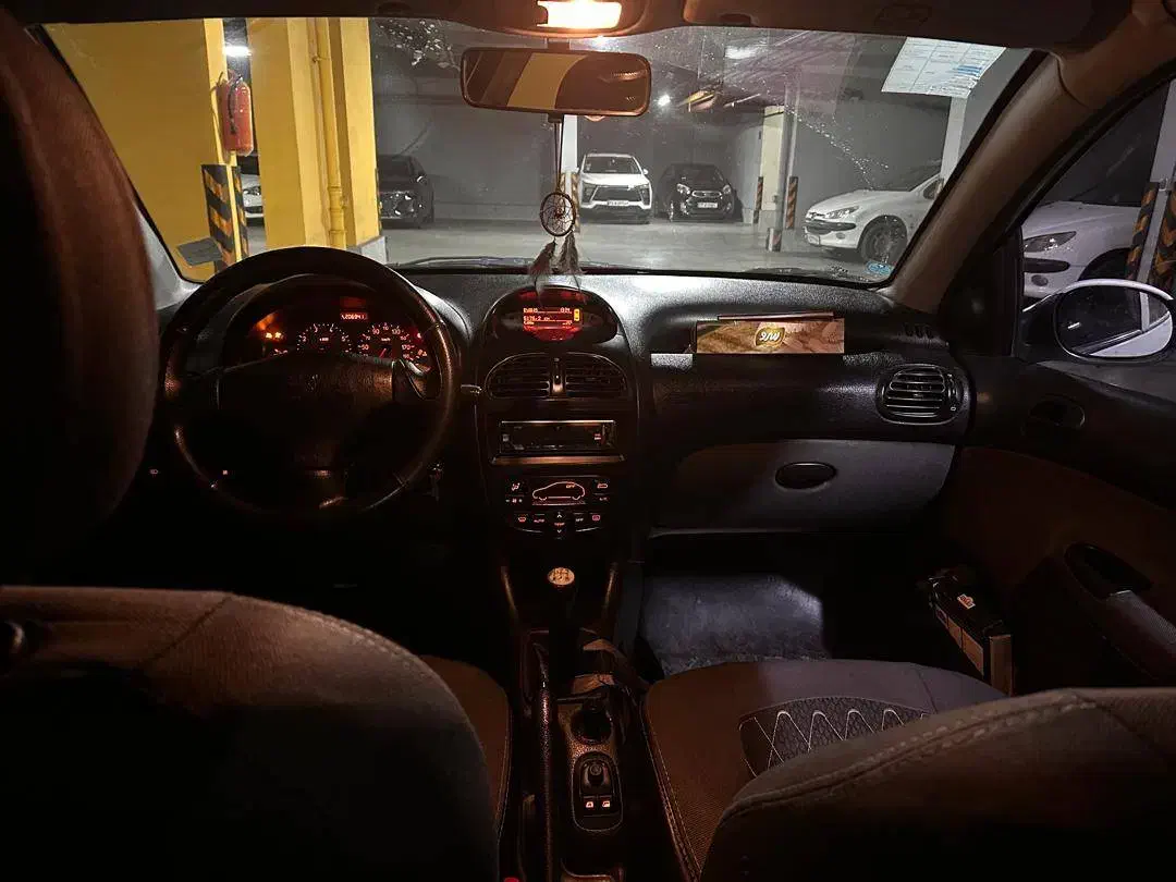 خودرو پژو، ۲۰۶ صندوق دار آگهی ann_20954956