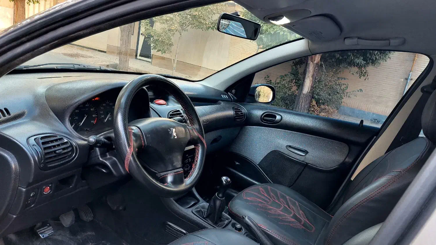 پژو 206 تیپ 2 - 1390