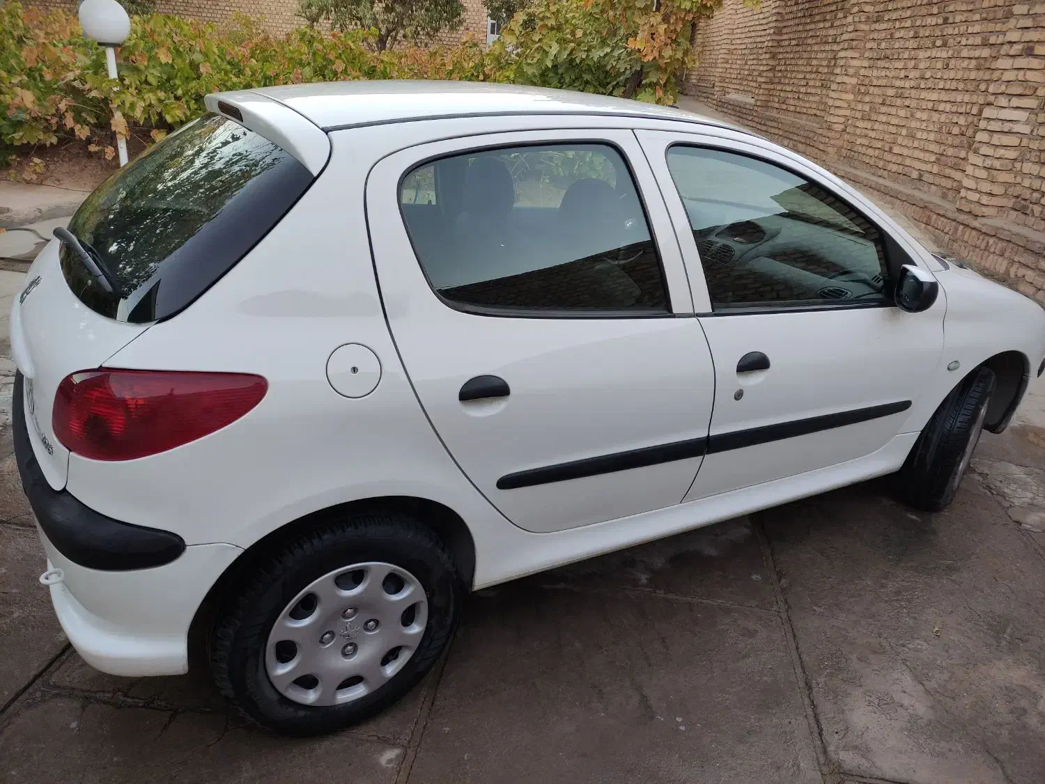 پژو 206 تیپ 2 - 1394