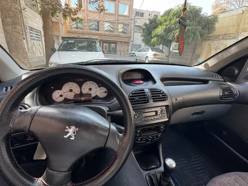 پژو ۲۰۶ صندوق دار v8 - 1400