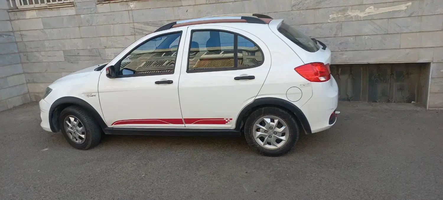 کوییک R دنده‌ای - 1402