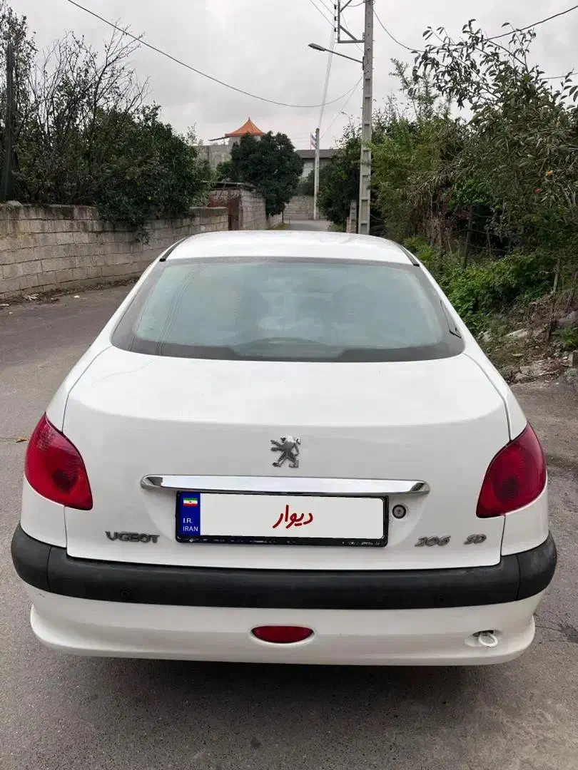 پژو ۲۰۶ صندوق دار v8 - 1395