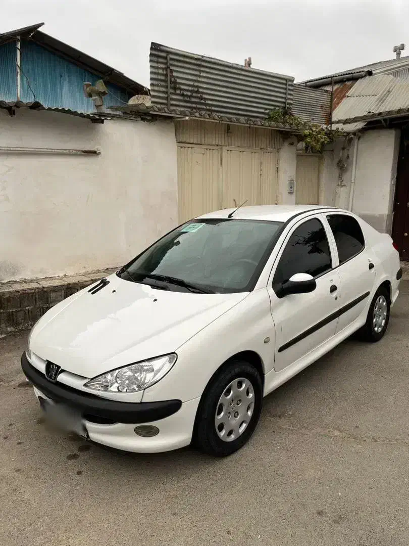 پژو ۲۰۶ صندوق دار v8 - 1395