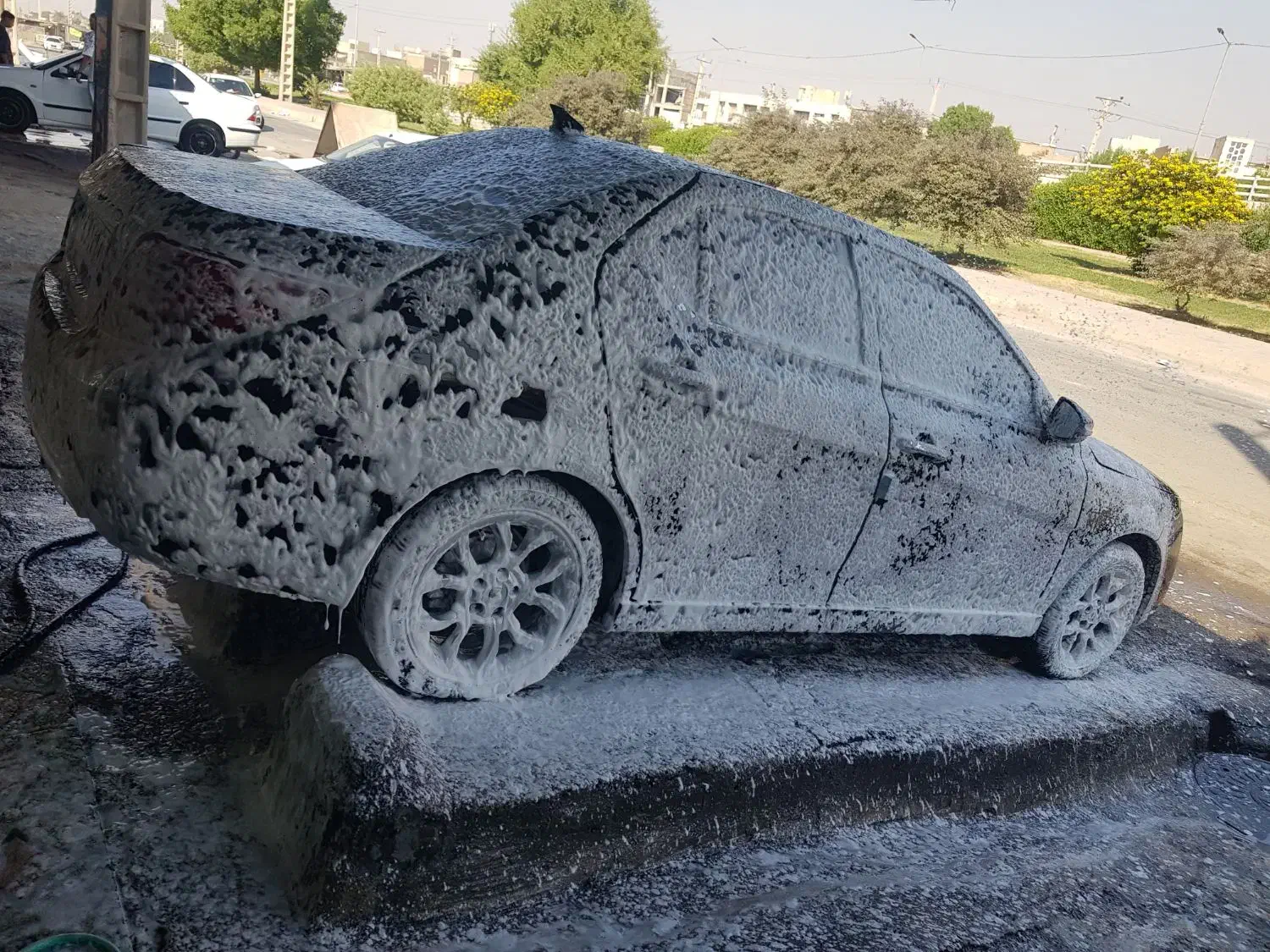 دنا پلاس توربو اتوماتیک - 1402