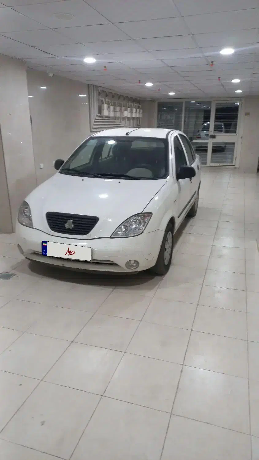 تیبا صندوق دار EX - 1396