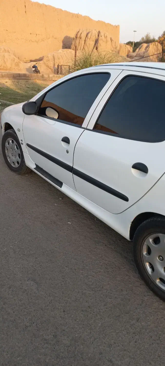 پژو 206 تیپ 3 - 1396