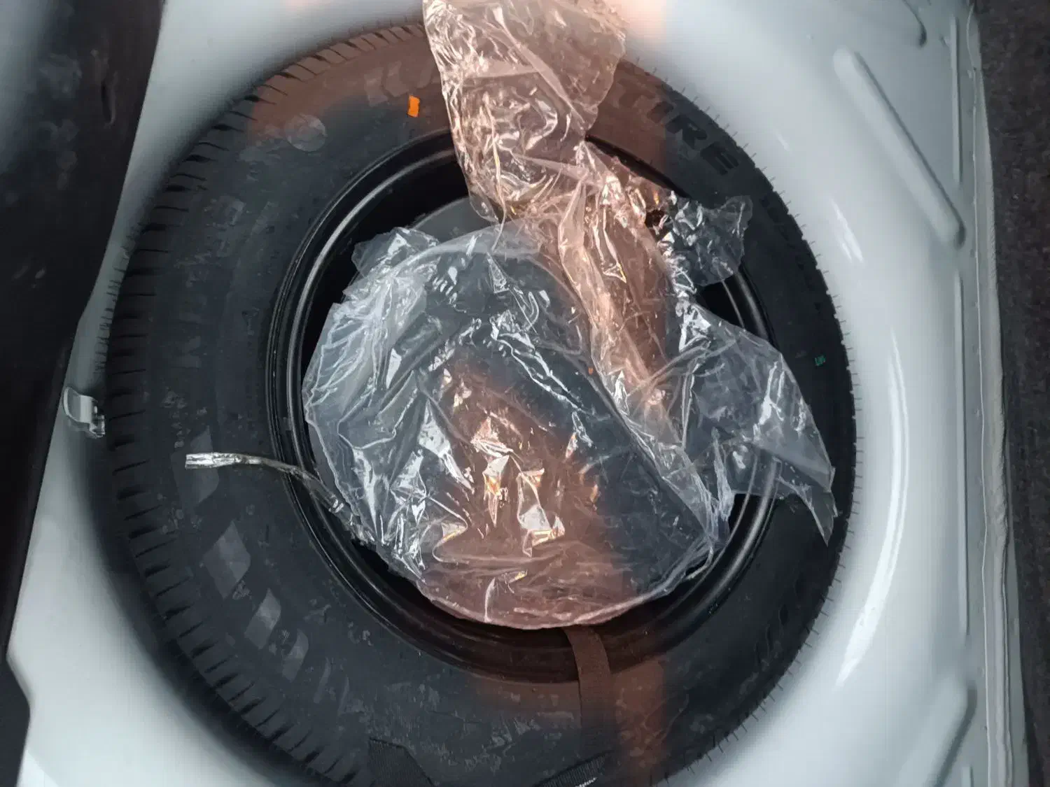 دنا پلاس توربو اتوماتیک - 1403