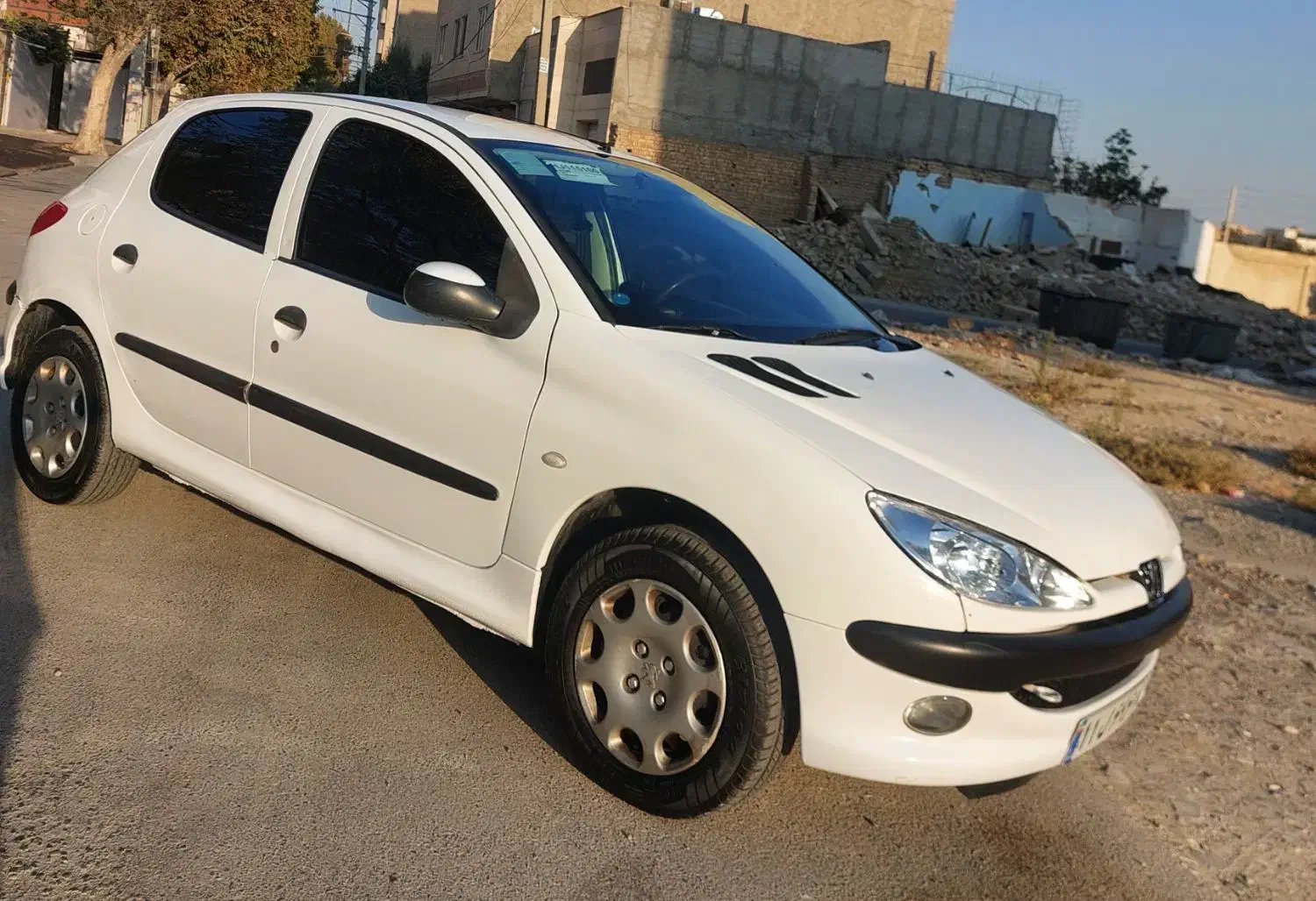 پژو 206 تیپ 5 - 1396