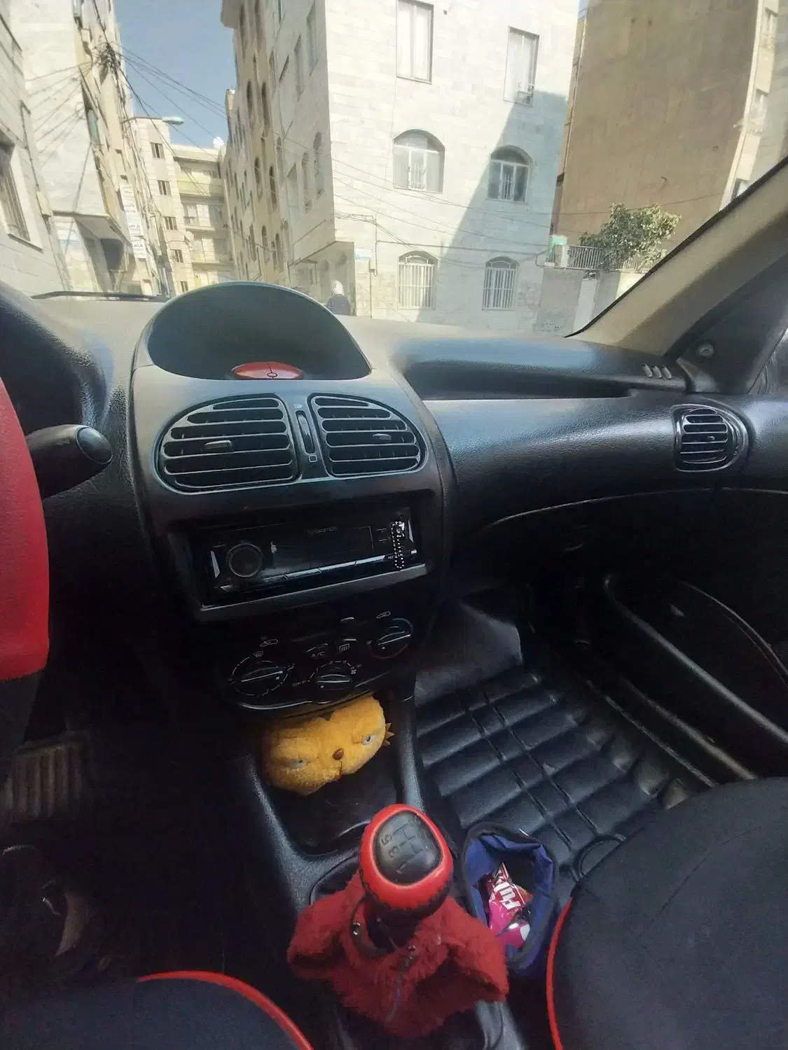 پژو ۲۰۶ صندوق دار v20 - 1390