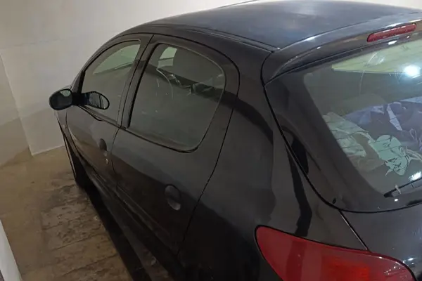 پژو 206 تیپ 2 - 1390