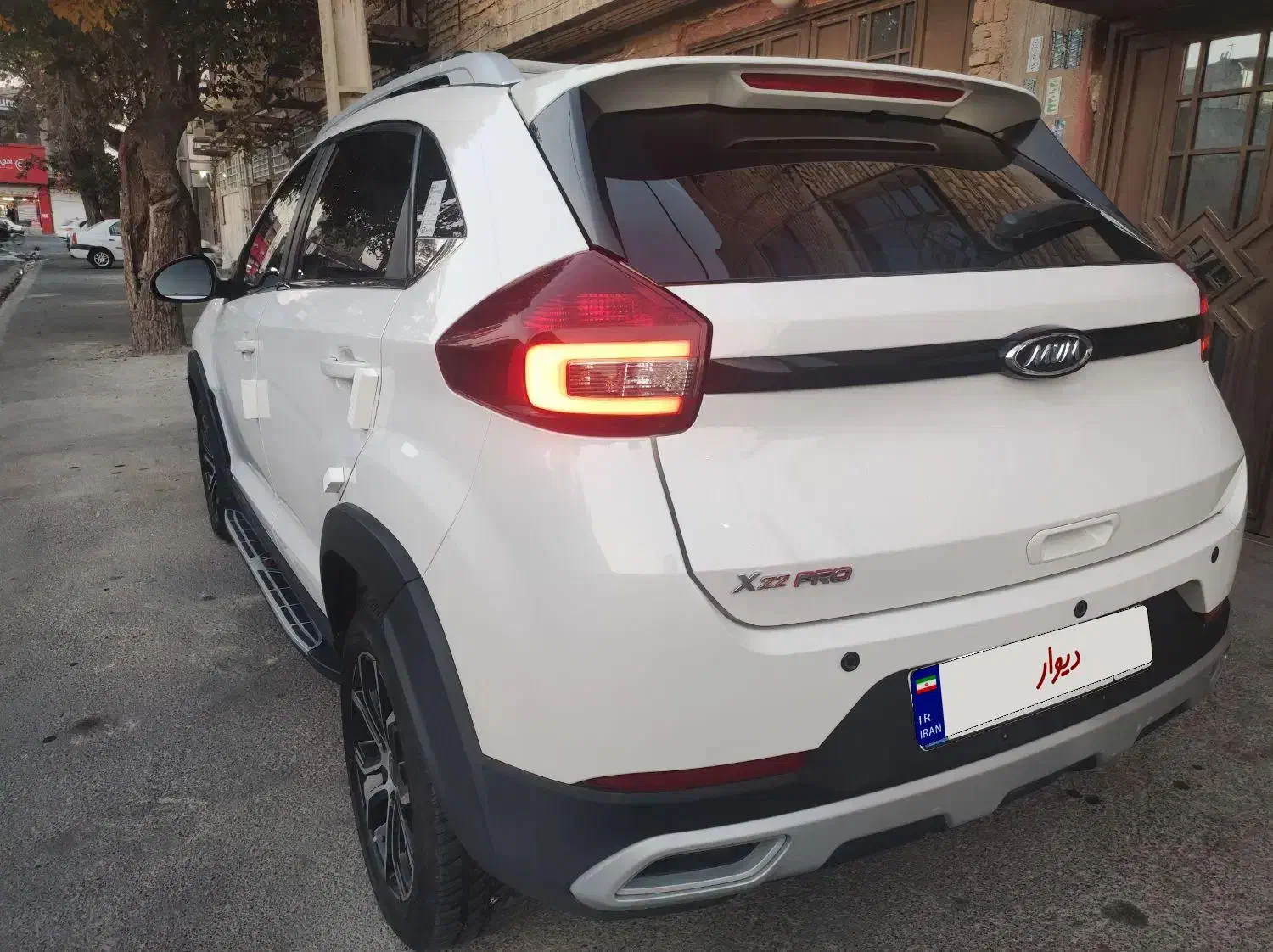 ام وی ام X22 پرو دنده‌ای - 1402