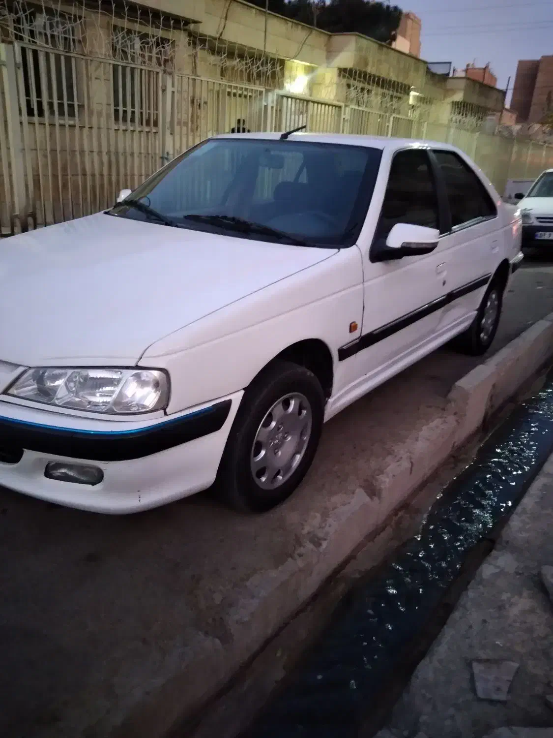 پژو پارس سال - 1395