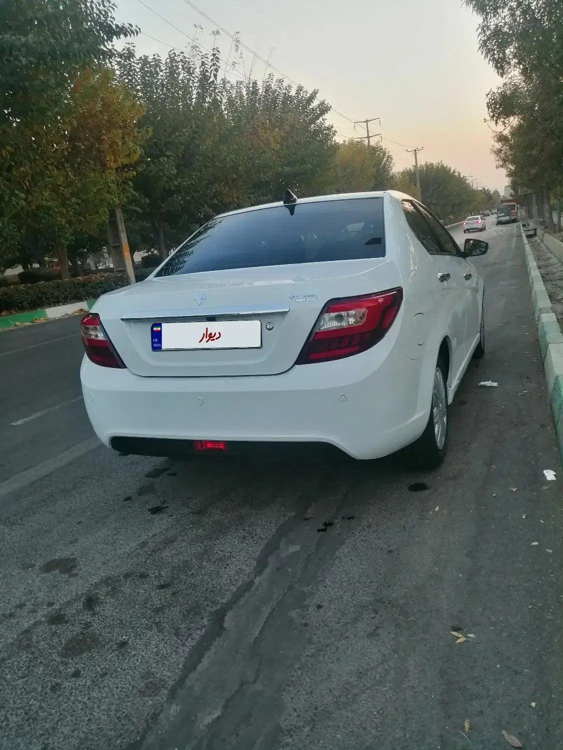 دنا پلاس ۵ دنده EF7 - 1402