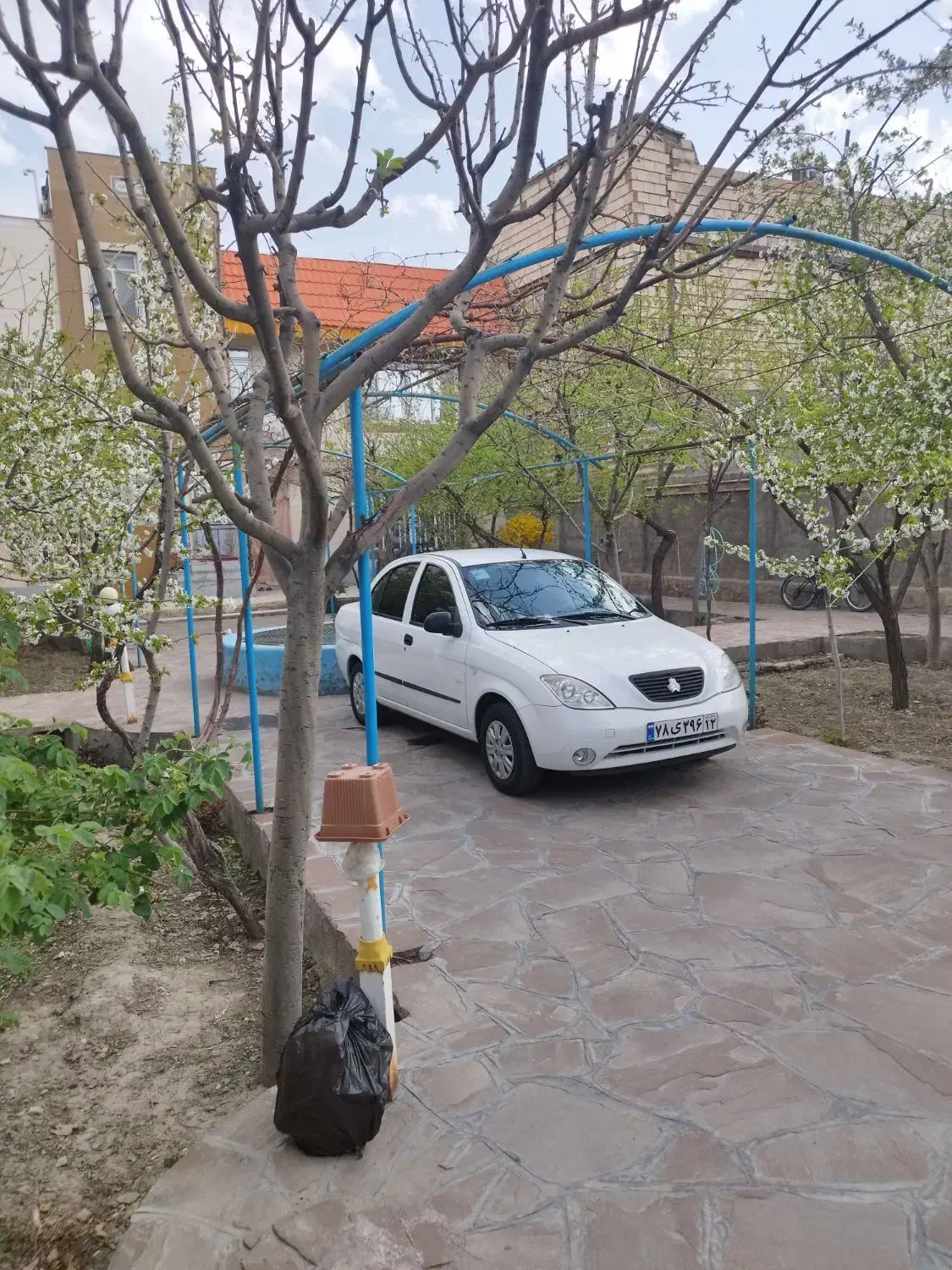 تیبا صندوق دار EX - 1397