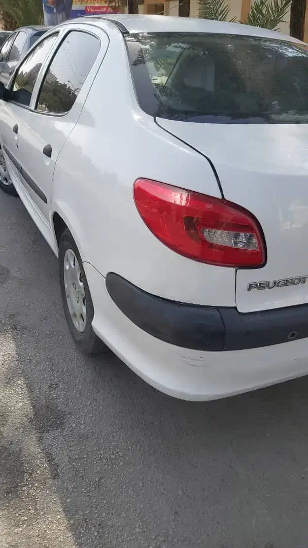 پژو ۲۰۶ صندوق دار v8 - 1396