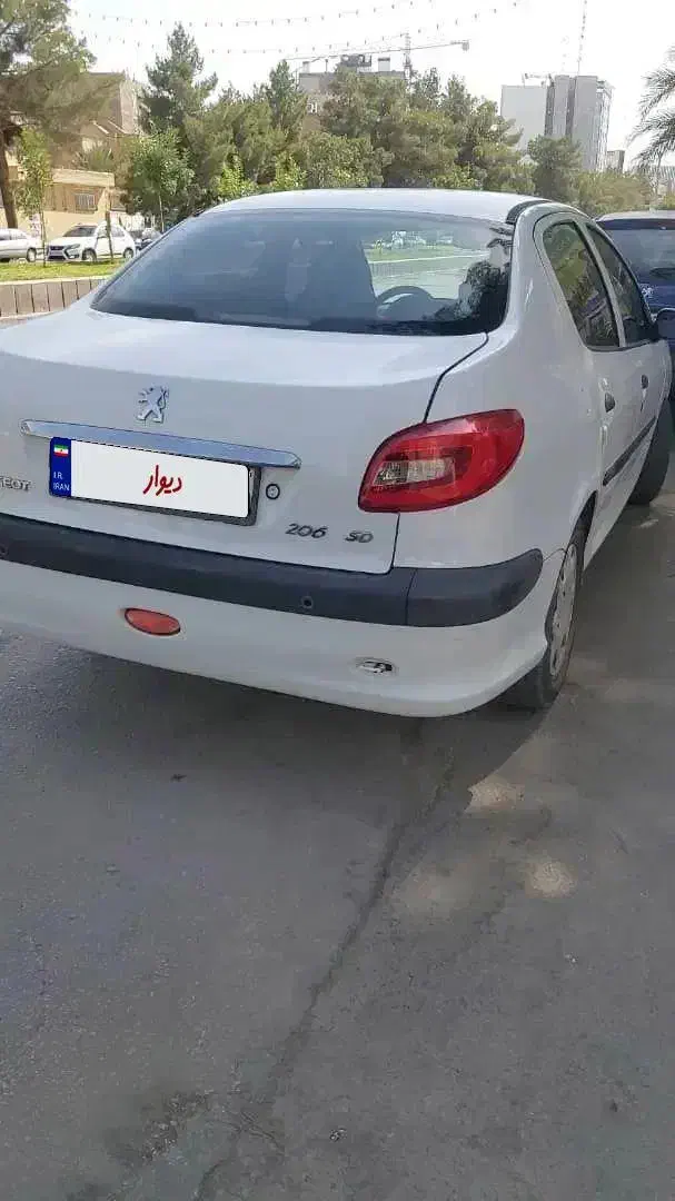 پژو ۲۰۶ صندوق دار v8 - 1396